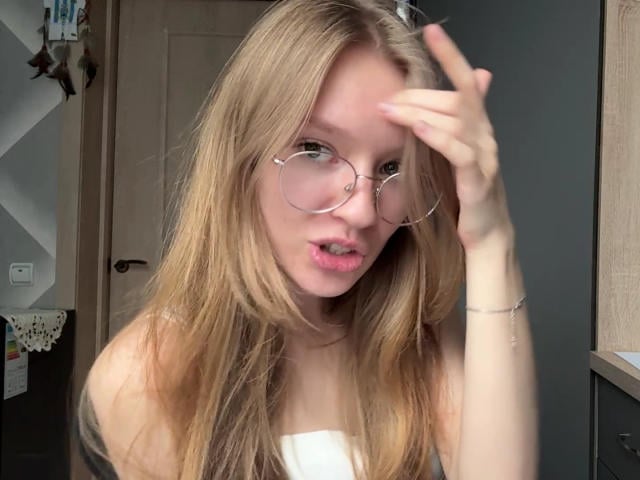 ColeneBeauharnois - Live porn &amp; sex cam - 30433277