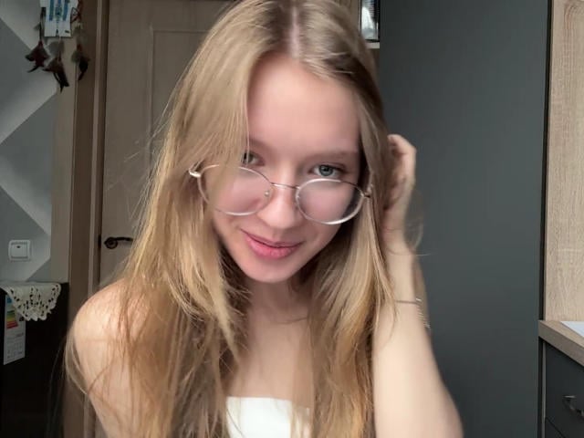 ColeneBeauharnois - Live porn &amp; sex cam - 30433280