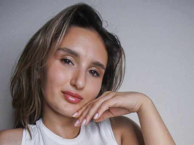 KellyCowling - Live Sex Cam - 30435125