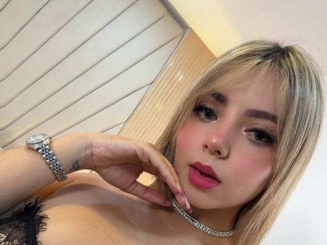 CloeEvanss - Camera khiêu dâm &amp; quyến rũ trực tiếp - 30441503