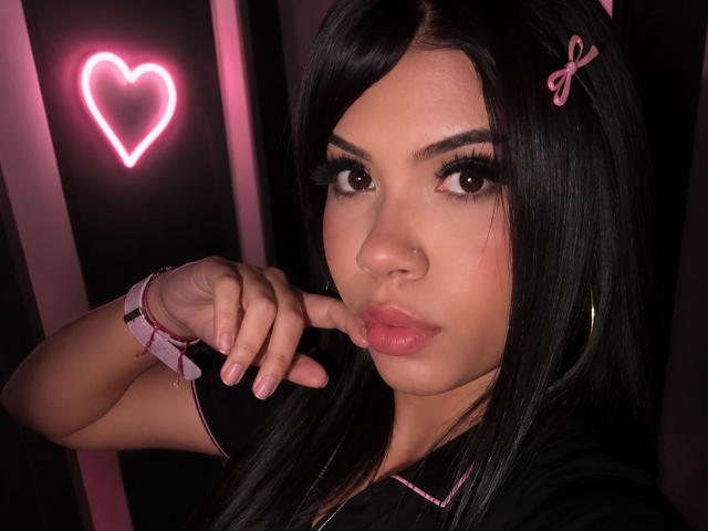 MichelleVixen - Porno na żywo i seks kamera - 30442295