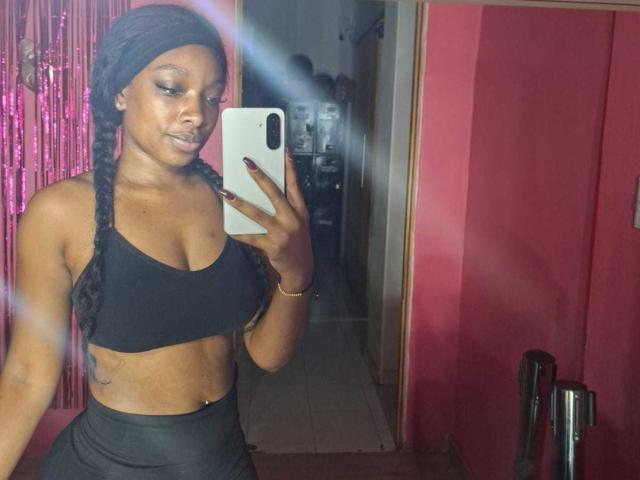ColombianEbonyVibes - Sexe cam en vivo - 30444755