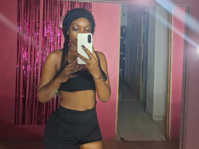 ColombianEbonyVibes - Live porn &amp; sex cam - 30444758