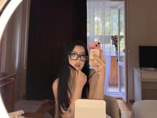 Live Chat with EvaTeasy on XLoveCam