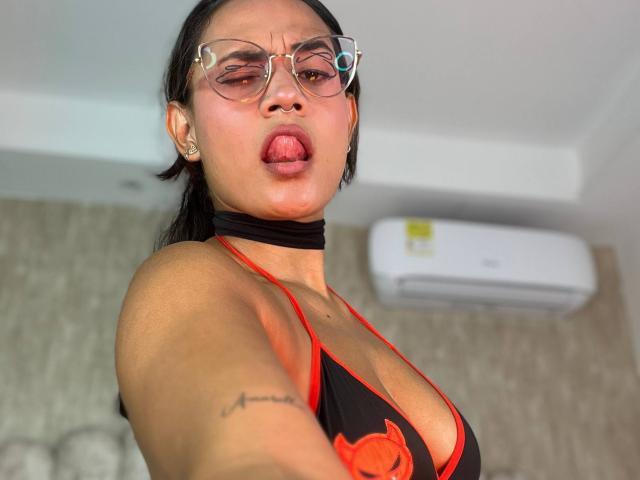 LilithRussoo - Live sex cam - 30448847
