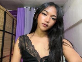 Sexy nude photo of xSweetMaxinex