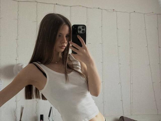 EllaBurgoyne - Live porn &amp; sex cam - 30455330