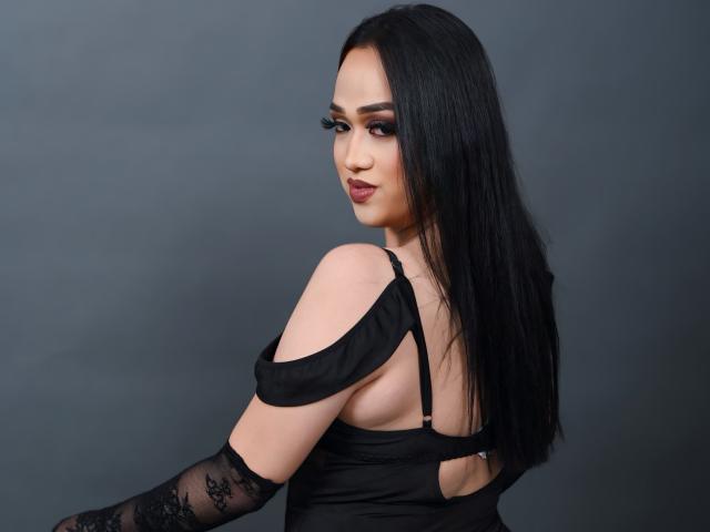 AmaraHugeCock - Sexe cam en vivo - 30457346