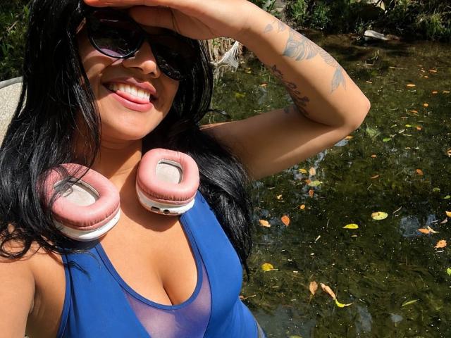 AlanaLuxe - Sexe cam en vivo - 30457922