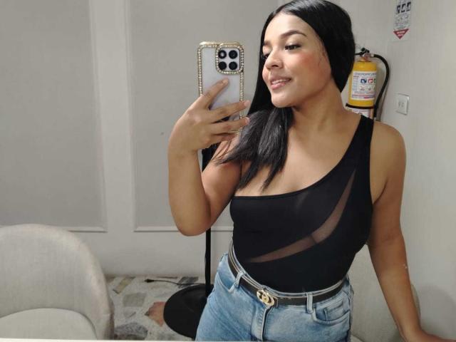 SheilaBrunette - Live sex cam - 30457925