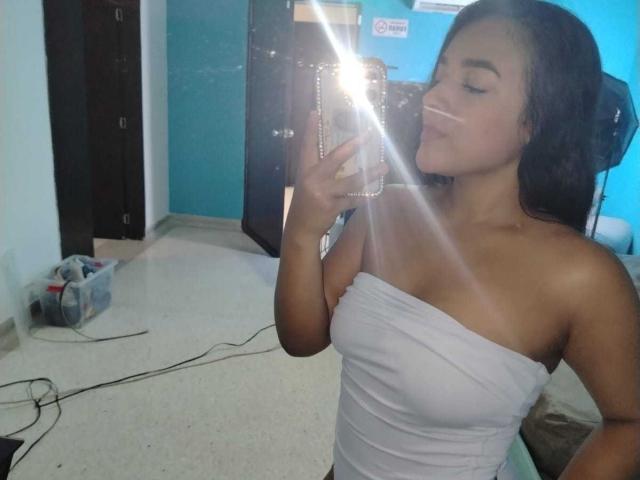 SheilaBrunette - Live sex cam - 30457934