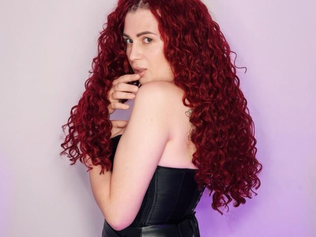 LucyGrayyy - Live Sex Cam - 30464279