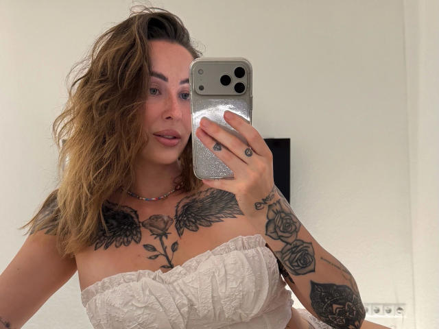 Meltattt-hot - Live sex cam - 30467630