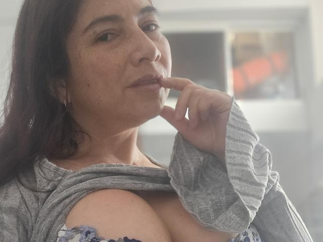AlessiaRed - Live porn &amp; sex cam - 30470654