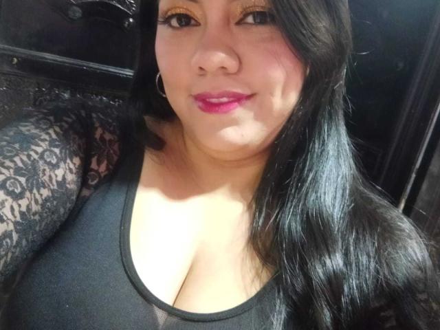 ChubbyThickMilf - Camera khiêu dâm &amp; quyến rũ trực tiếp - 30470954