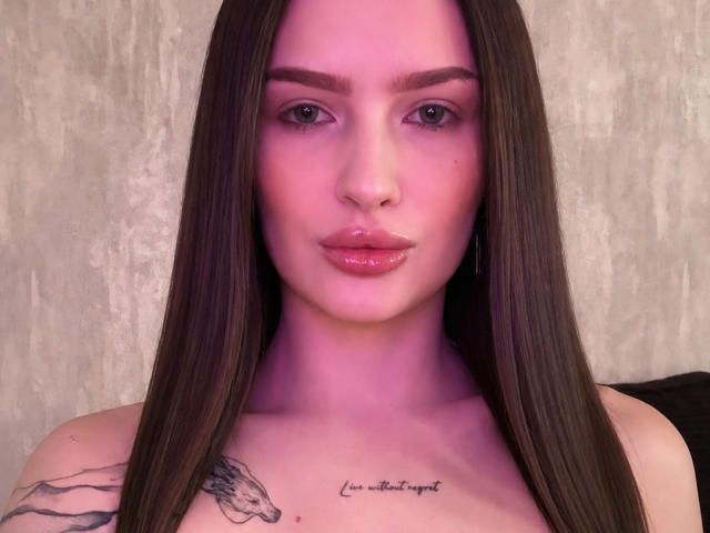 AlisiaHess - Sexe cam en vivo - 30471110