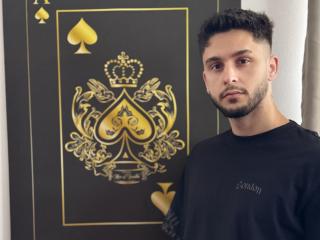 TroyWade Live Chat on XLoveCam