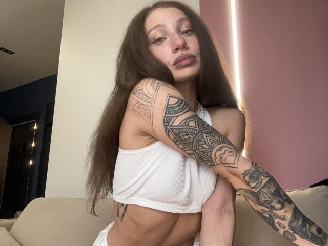 HotCaramelsTrio - Live porn &amp; sex cam - 30472709