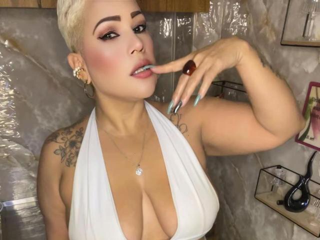 GianellaCox - Live porn &amp; sex cam - 30474215