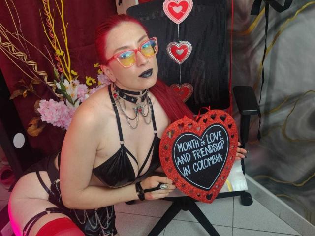 QueenScarletSecret - Live porn &amp; sex cam - 30474593