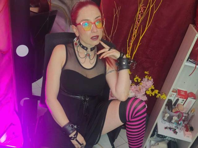 QueenScarletSecret - Sexe cam en vivo - 30474629