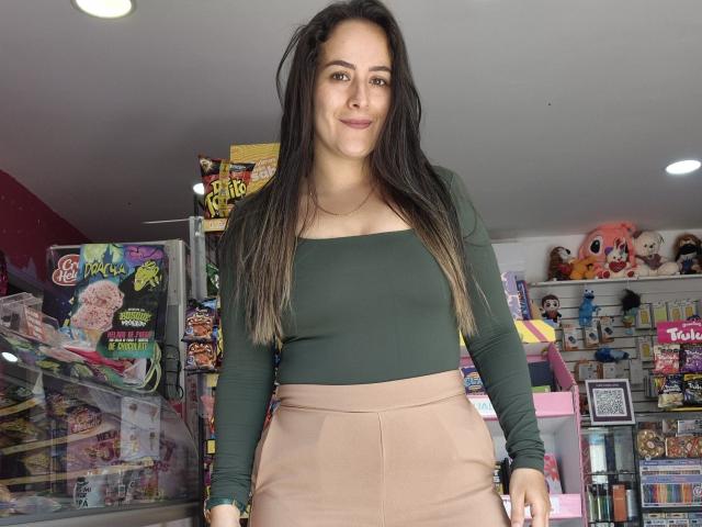 Roussemelinda69 - Live porn &amp; sex cam - 30476297
