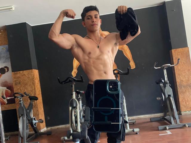NoahhJacob - Live sexe cam - 30477224