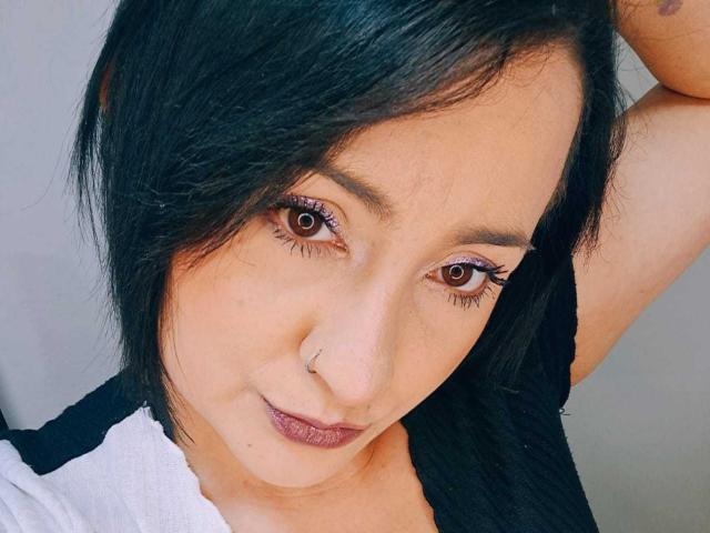 KiaRavoss - Sexe cam en vivo - 30477248