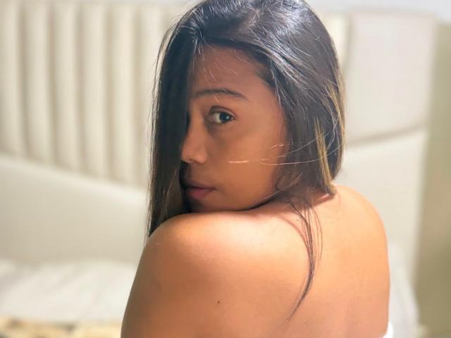 DannaDolfi - Live porn &amp; sex cam - 30477359