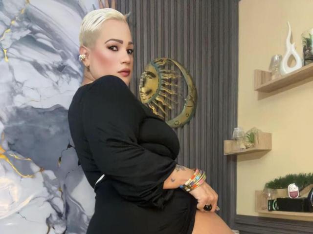 GianellaCox - Live porn &amp; sex cam - 30482351