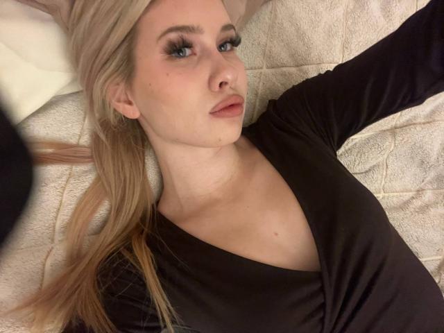 EmilyMorlino - Live porn &amp; sex cam - 30487757