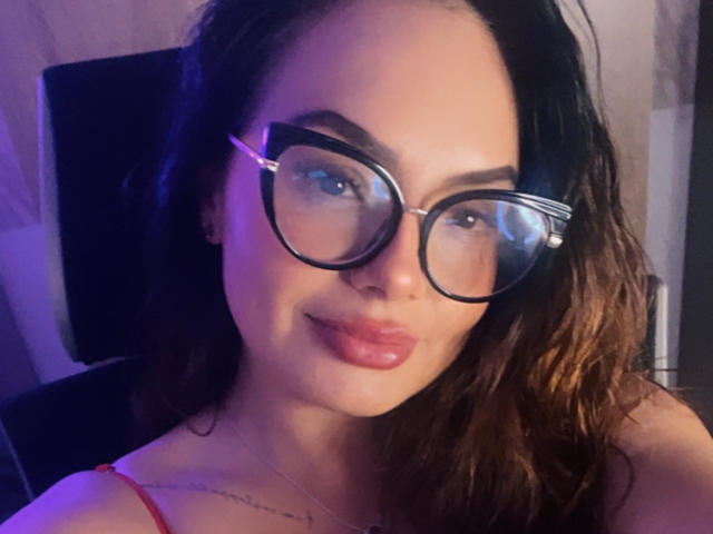 GalaMalkova - Live Sex Cam - 30489905