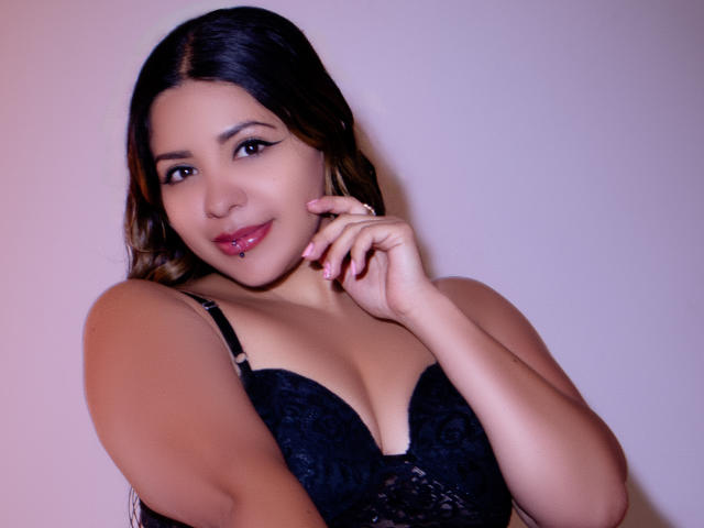 VictoriaLuren - Live sex cam - 30493571