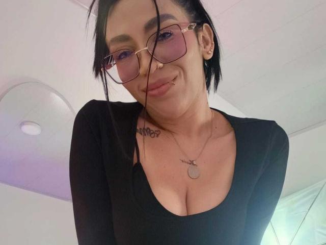 CamilleJuicyHot - ライブポルノ&amp;セックスカム - 30493856