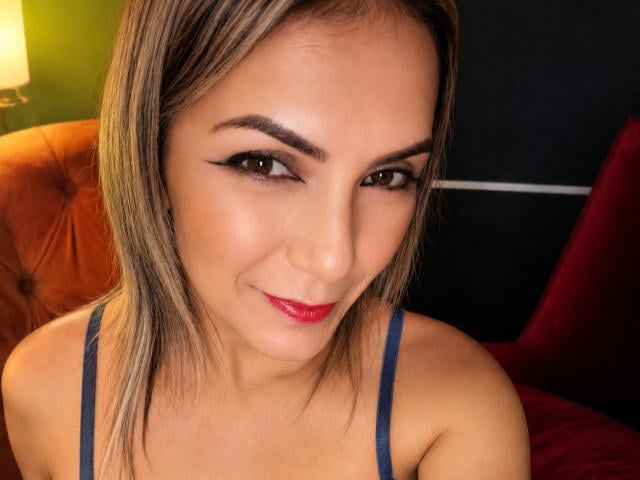 ChantalHotX - Live sex cam - 30498212