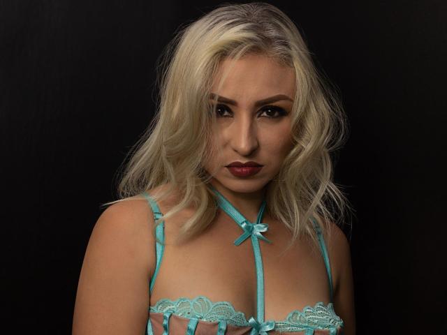 NashlyMilf - Live sex cam - 30498941