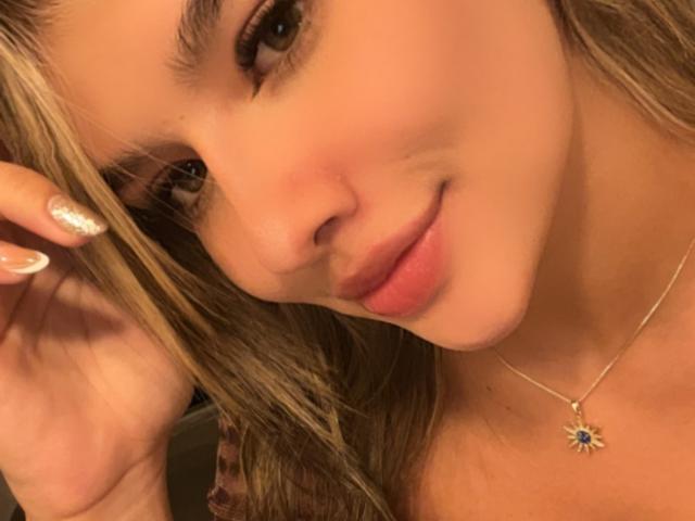SashaPolet - Live sex cam - 30499772