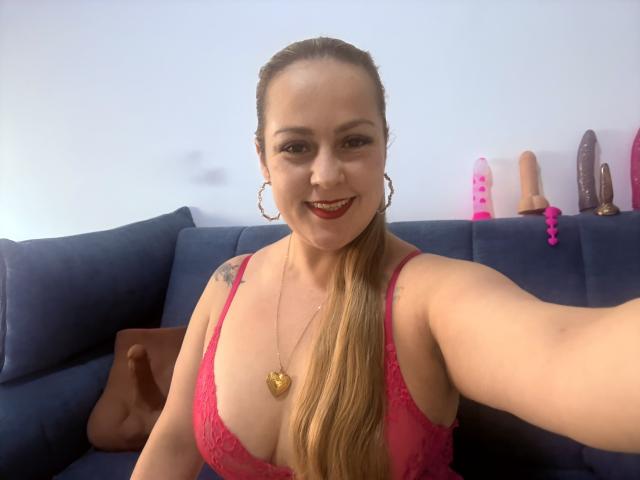 SamanthaGold - Live sex cam - 30502514