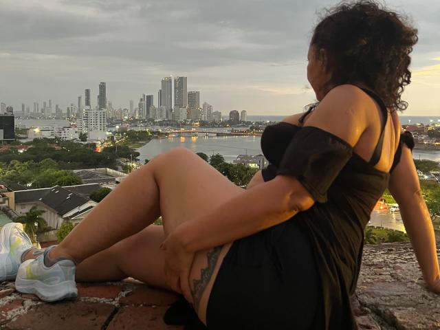NaomyHott69 - Sexe cam en vivo - 30503453