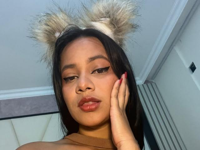 AlanaLuxe - Live sex cam - 30504173