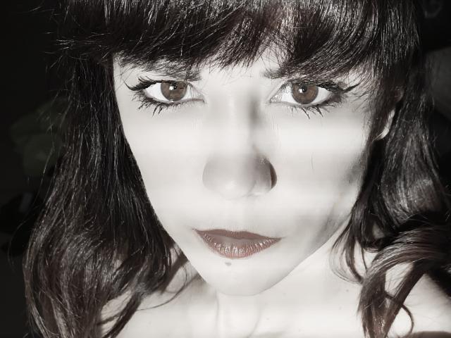 OrianaLaFrancaise - Live porn &amp; sex cam - 30510077