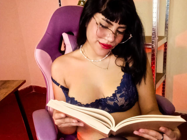 AfroditaMooreX - Live porn &amp; sex cam - 30511679