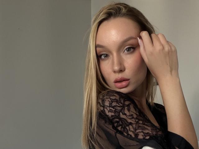 TitsQueen - Live Sex Cam - 30515762