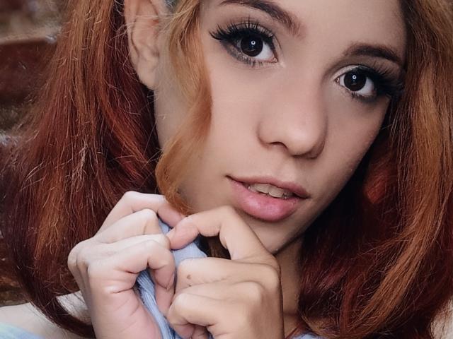 KamiGioLove - Live Sex Cam - 30518843