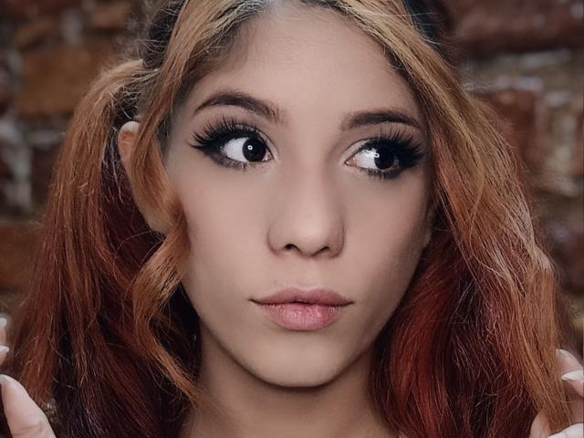 KamiGioLove - Live Sex Cam - 30518879