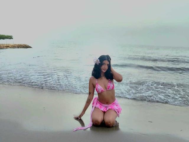 PaulineRey - Live porn &amp; sex cam - 30520100