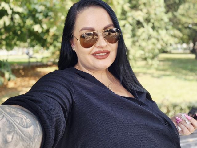 GeorgiaLerox - Live Sex Cam - 30523658