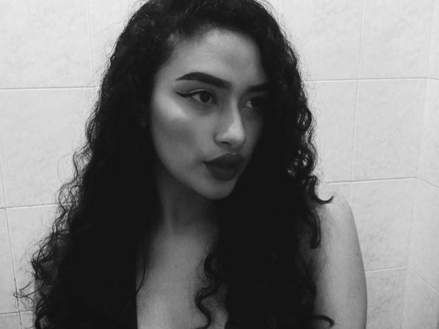 AdalinaVera - Sexe cam en vivo - 30525707