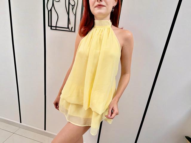 JuliannaMoor - Élő pornó és szexkamera - 30531008