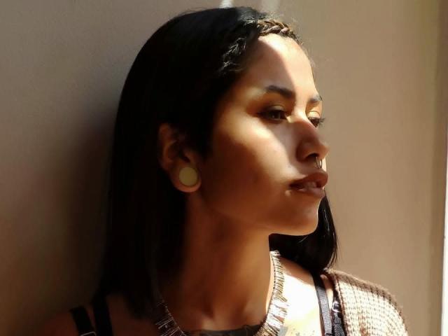 NyxVega - Live Sex Cam - 30540035